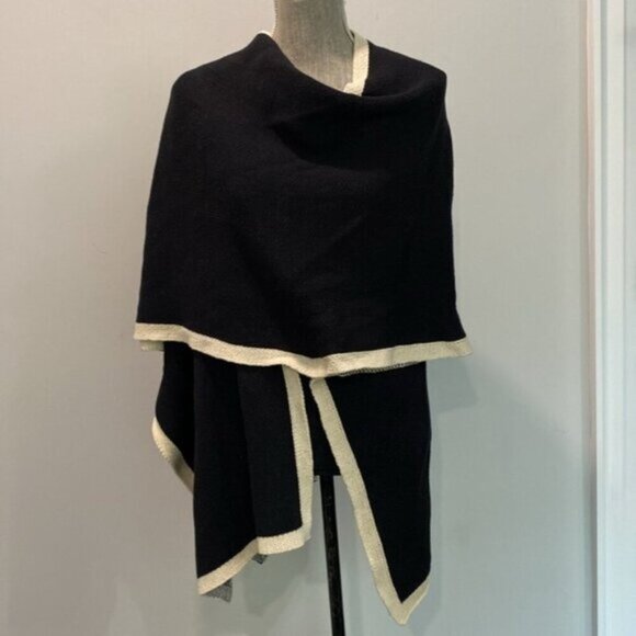 Ike Behar Black Wrap Sweater Poncho - Picture 2 of 11